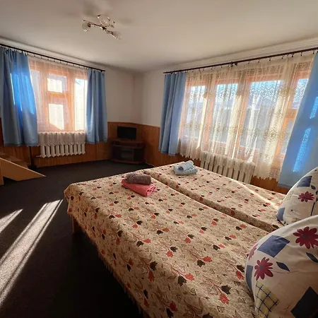 Guest house міраж Yasinya