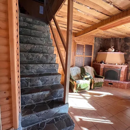 Guest house міраж Yasinya
